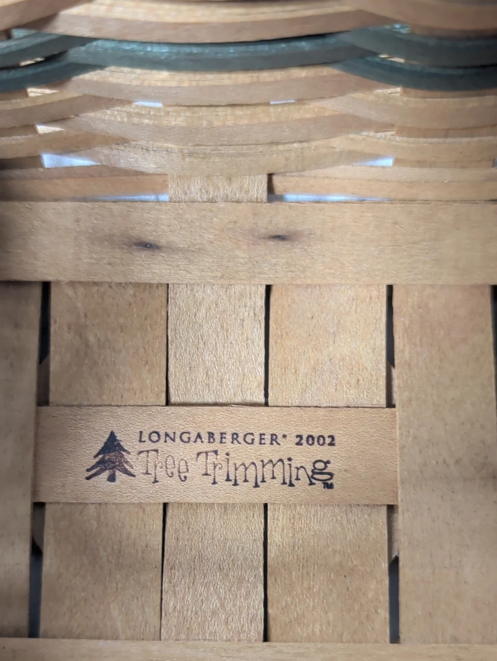 Longaberger 2002 Tree Trimming Basket with Liner Green Red